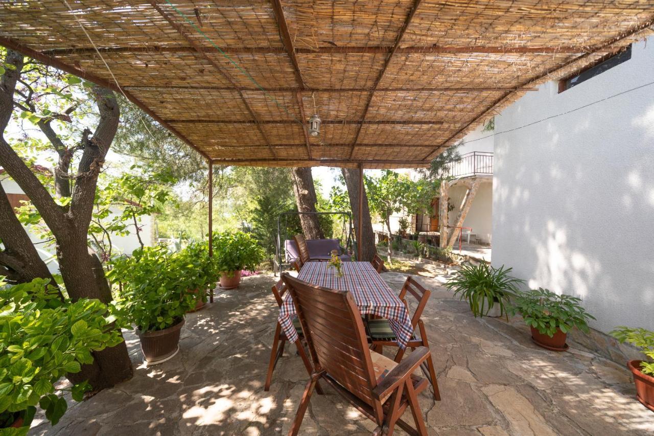 Apartman Ema Gornji Karin Esterno foto